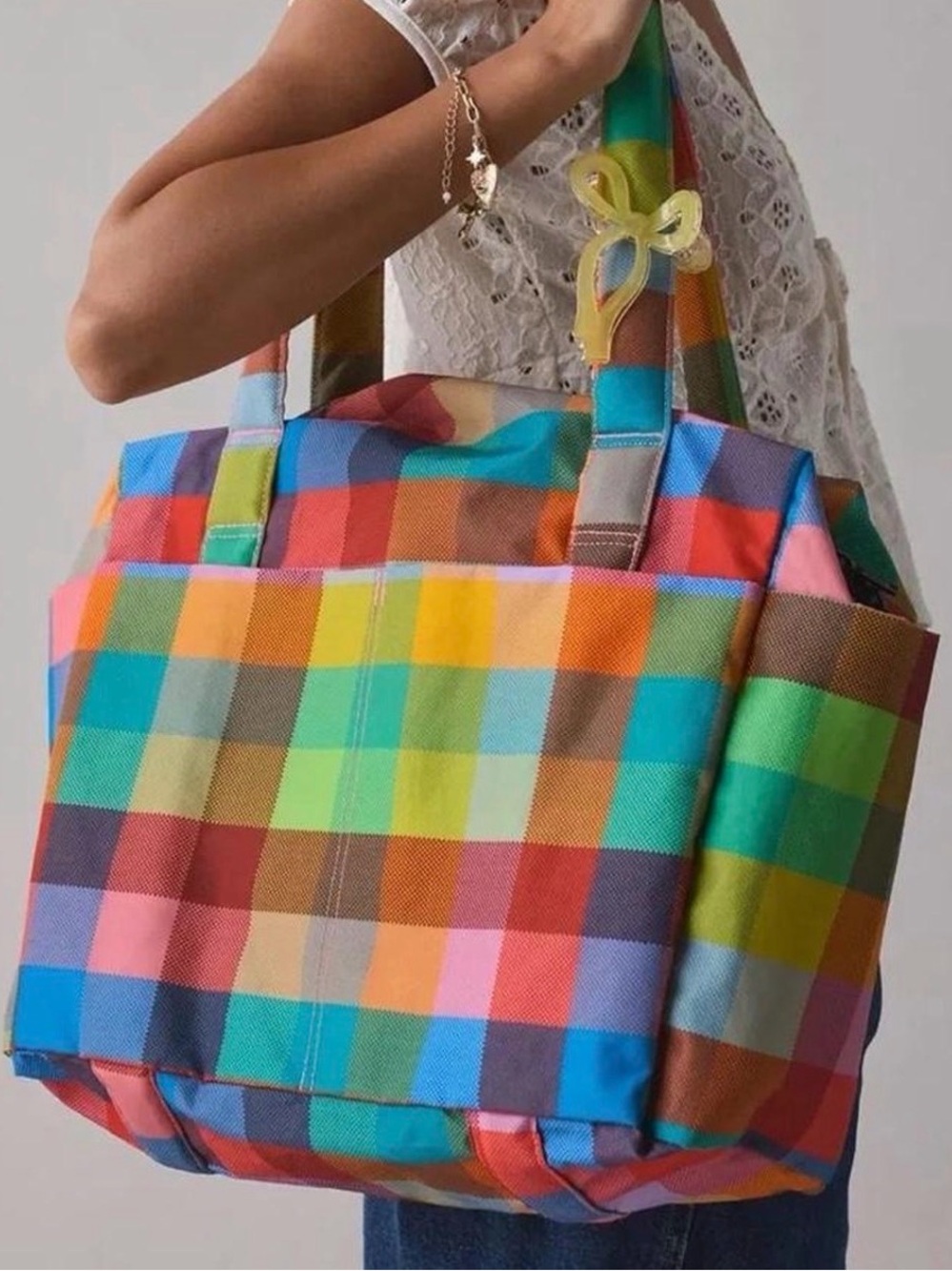 Baggu Madras Small Cloud Carryon UO Exclusive (rare) - Picture 1 of 3